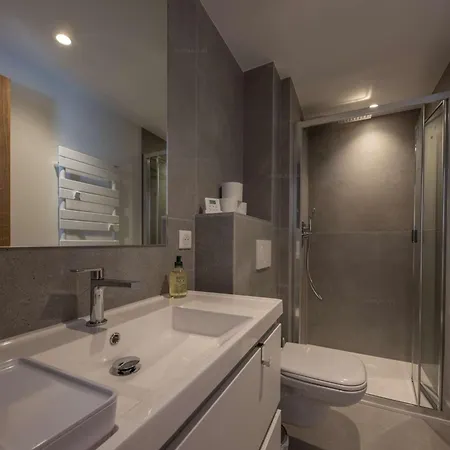 Lot Adret Et Ubac Villa Talloires